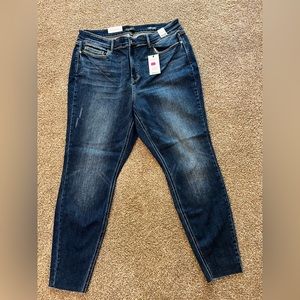 NWT Judy Blue jeans 20W